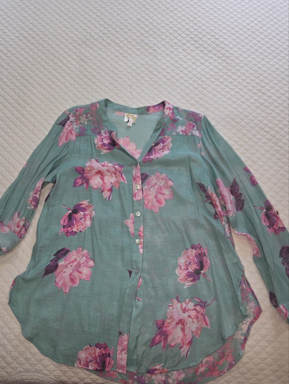 Fig & Flower Roll Tab Blouse Tunic Button Up Floral Aqua Blue Size Large